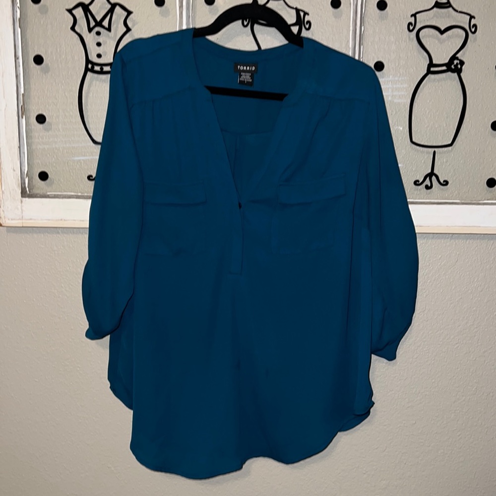 Torrid HARPER GEORGETTE PULLOVER 3/4 SLEEVE TUNIC BLOUSE, size 1. 14w-16w.